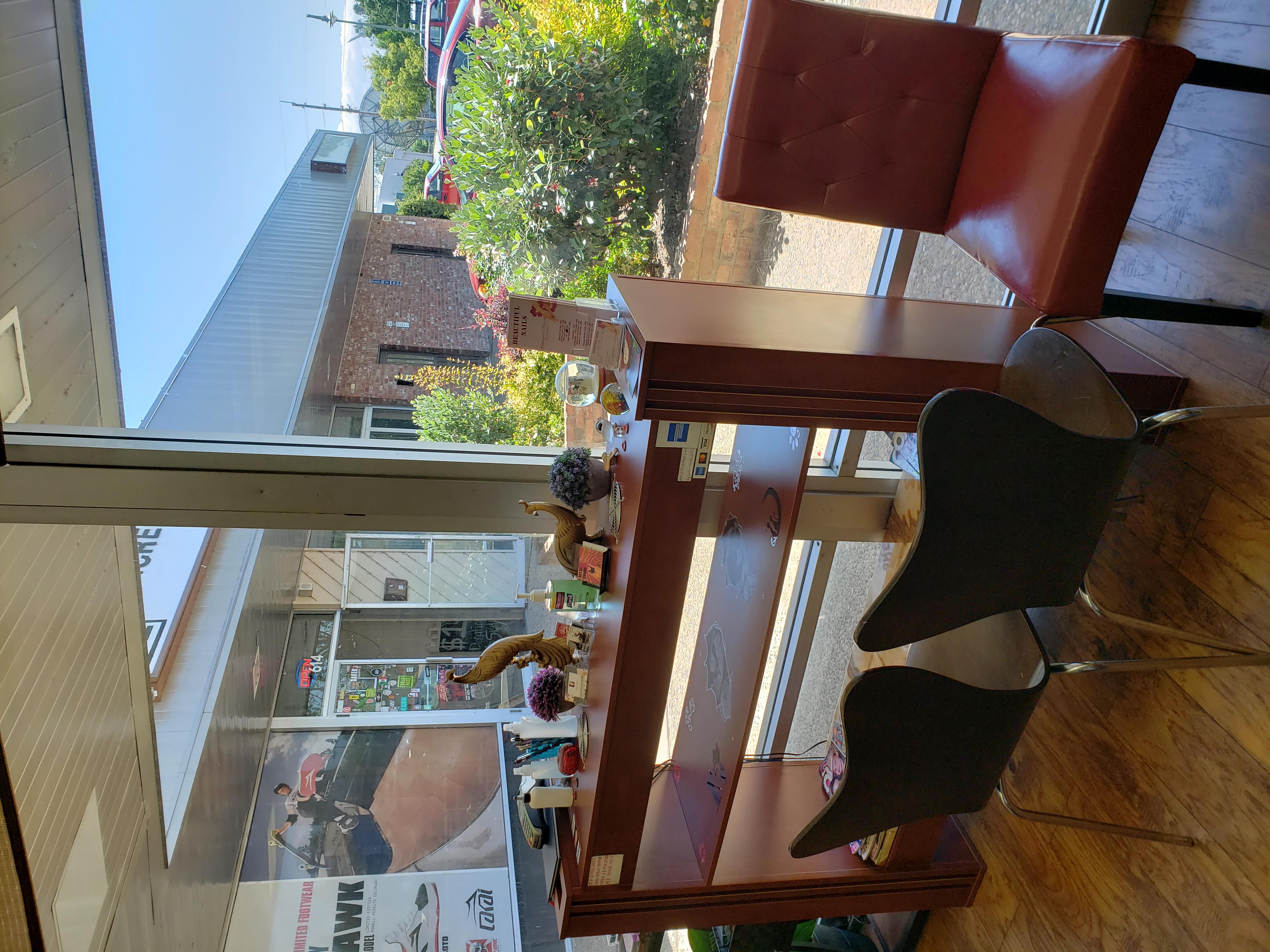 BAN TIEM NAILS REDDING