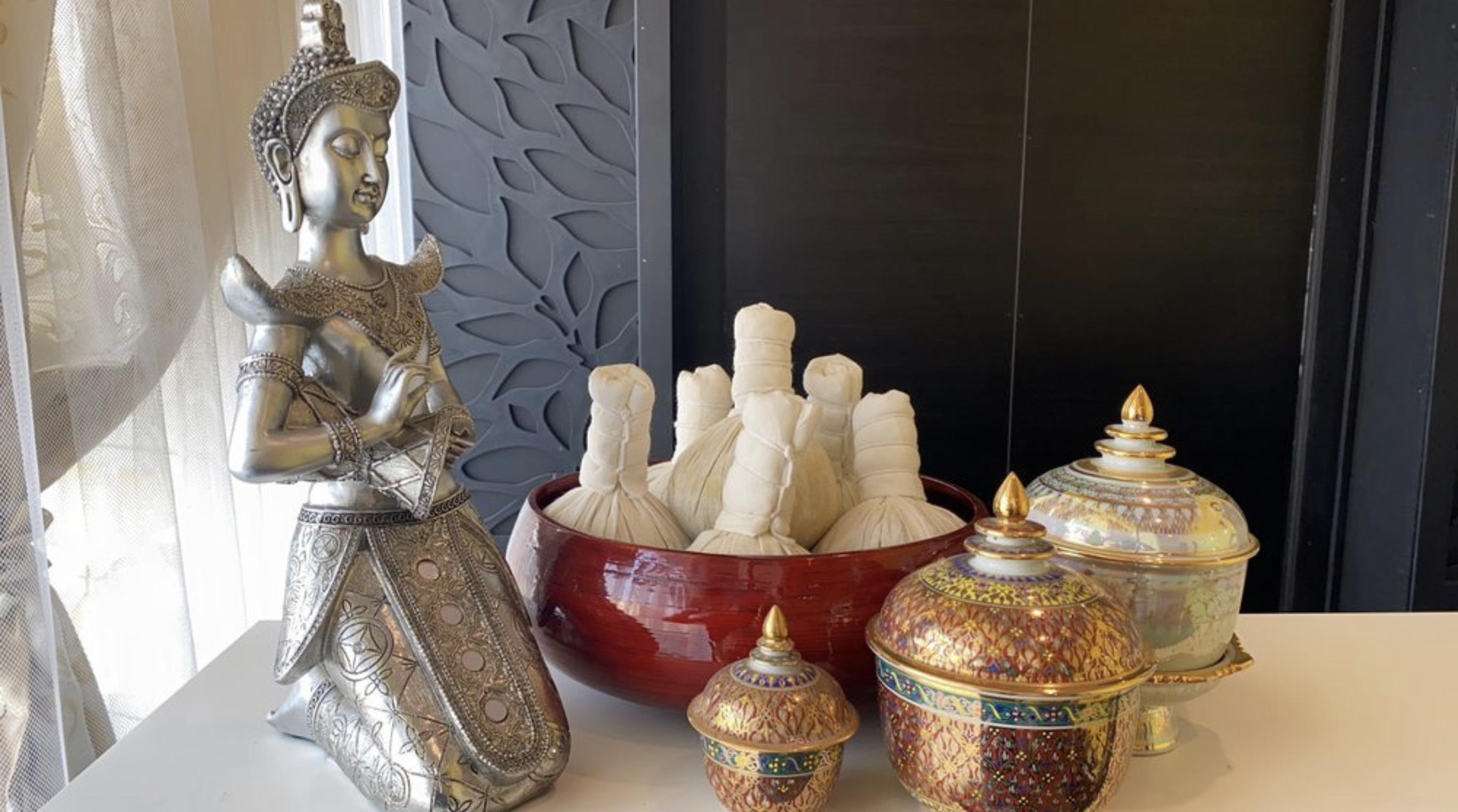 Cần sang gấp tiệm massage thành phố biển Vallejo CA