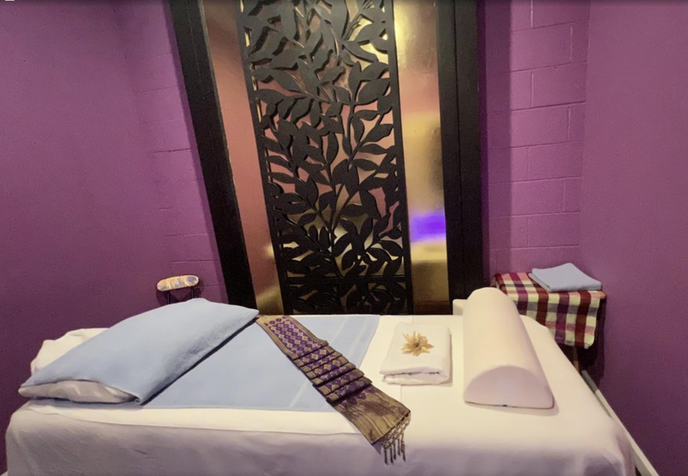 Cần sang gấp tiệm massage thành phố biển Vallejo CA